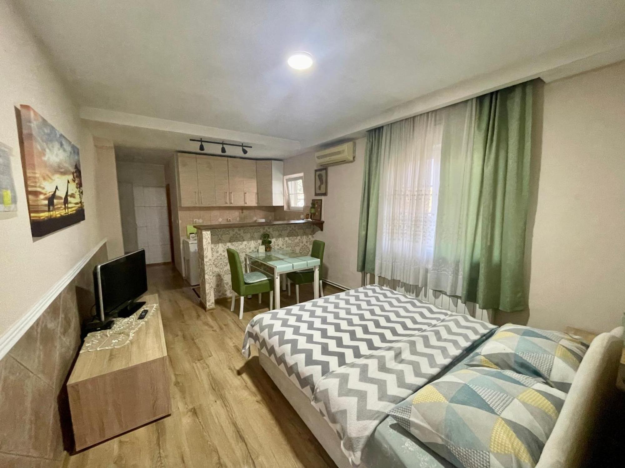 Apartment Milos Белград Екстериор снимка
